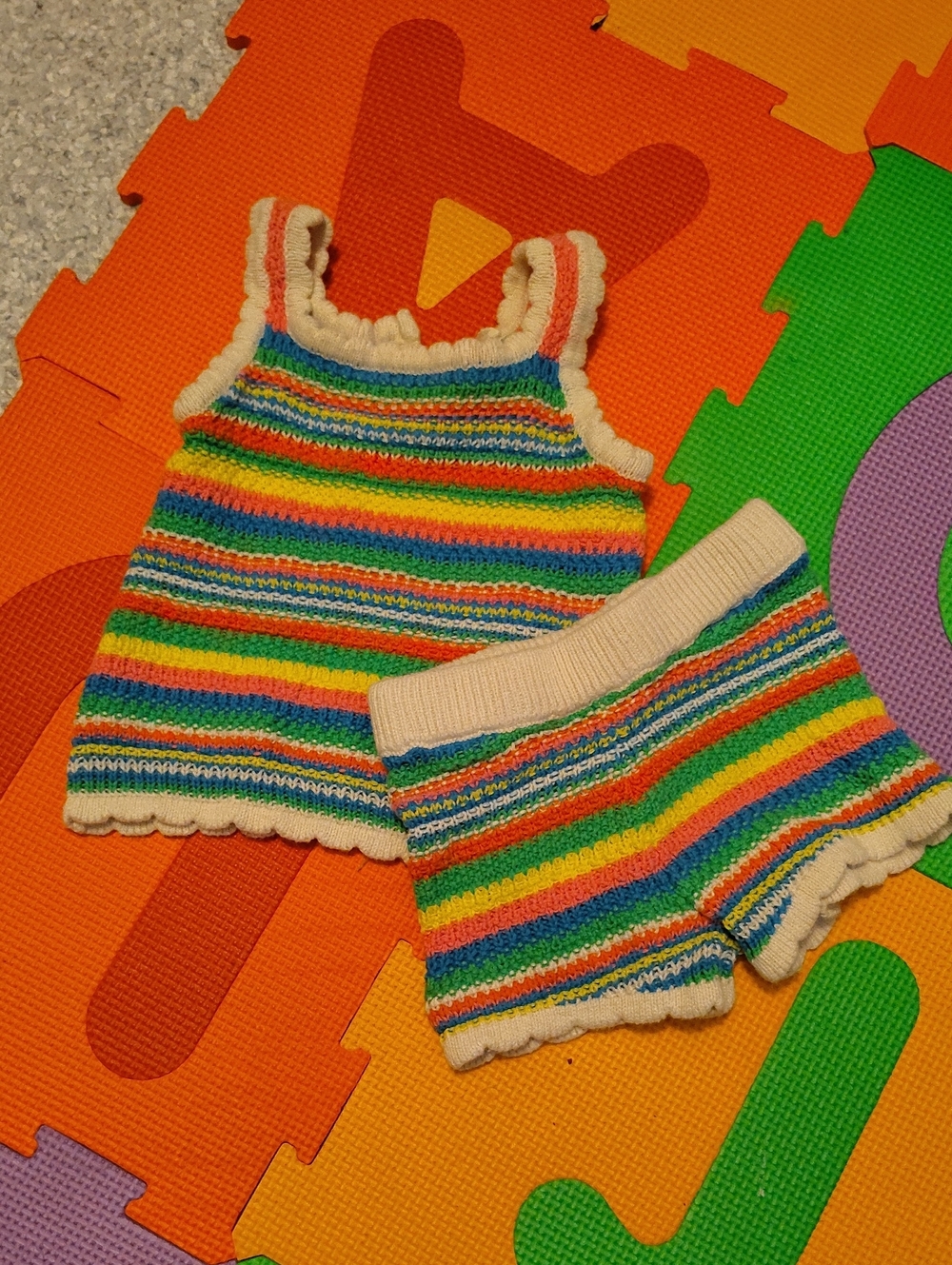 Jessica Simpson Cream Sweater with Blue, Green, Orange, Pink Accents